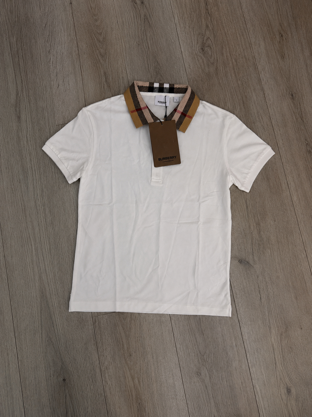 Burberryz White Collar Shirt